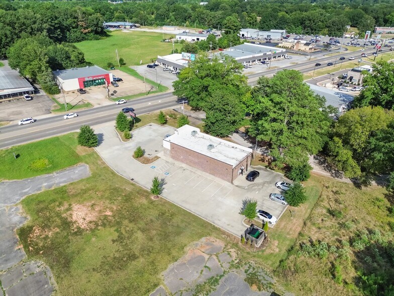 More Photos Of 1400 Highway 72 E, Corinth Health Club For Sale