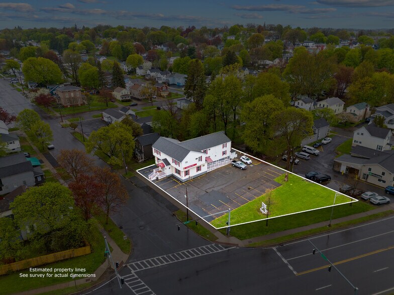 More Photos Of 180 E 10th St, Oswego Hotel For Sale