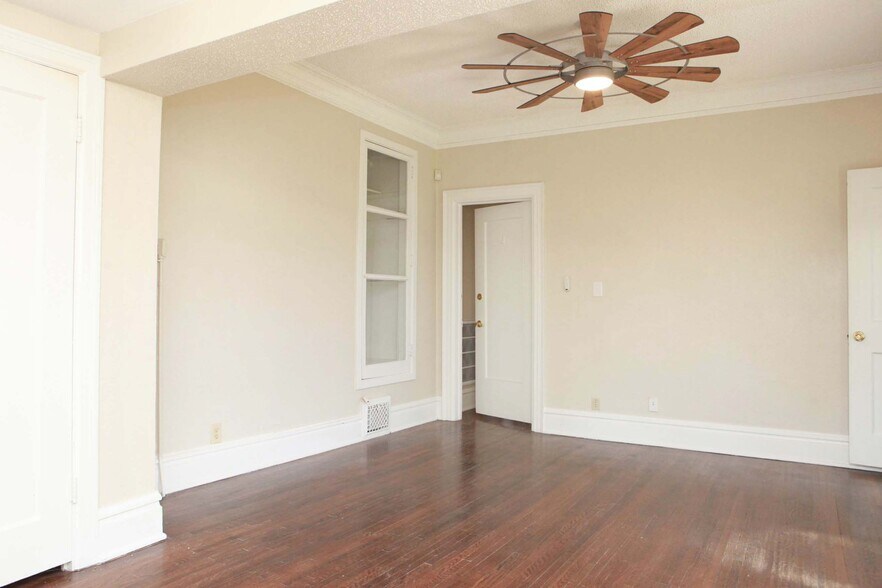 More Photos Of 1629 S Peoria Ave, Tulsa Loft Creative Space For Lease