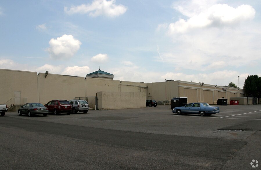 More Photos Of 1185-1243 Ridgeway Rd, Memphis Unknown For Lease