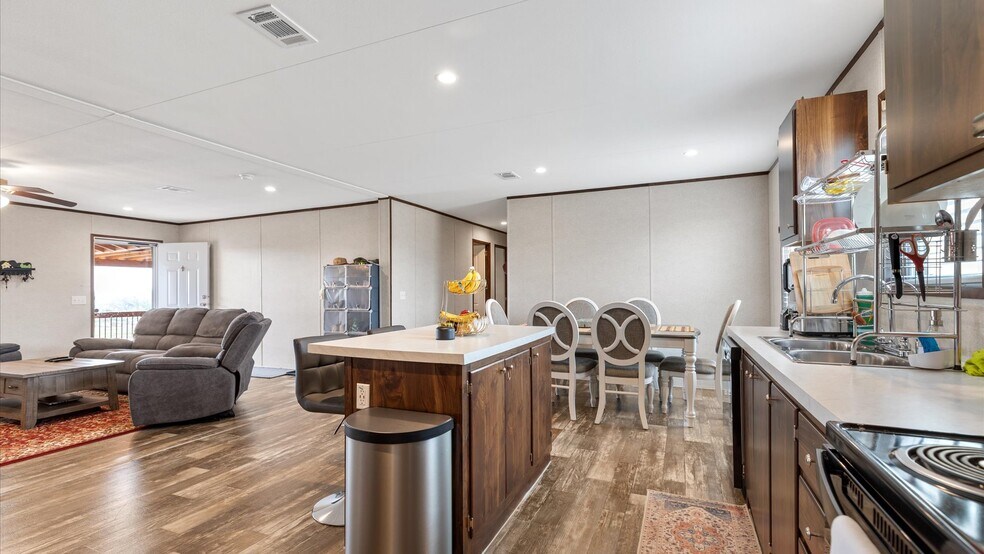More Photos Of 6286 FM 2146, Jourdanton Land For Sale