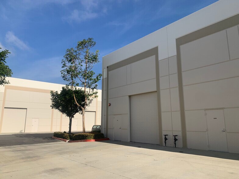 More Photos Of 26180 Enterprise Way, Lake Forest Light Manufacturing For Lease