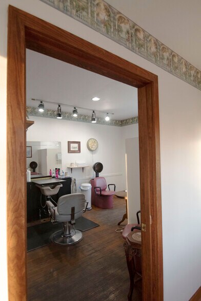 More Photos Of 208 2nd St SW, Carrollton Freestanding For Sale
