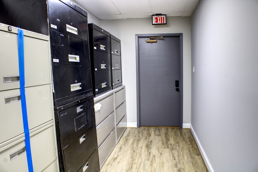 More Photos Of 10521 Judicial Dr, Fairfax Medical For Sale