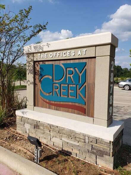 More Photos Of 28789 Hardin Store Rd, Magnolia Office For Sale