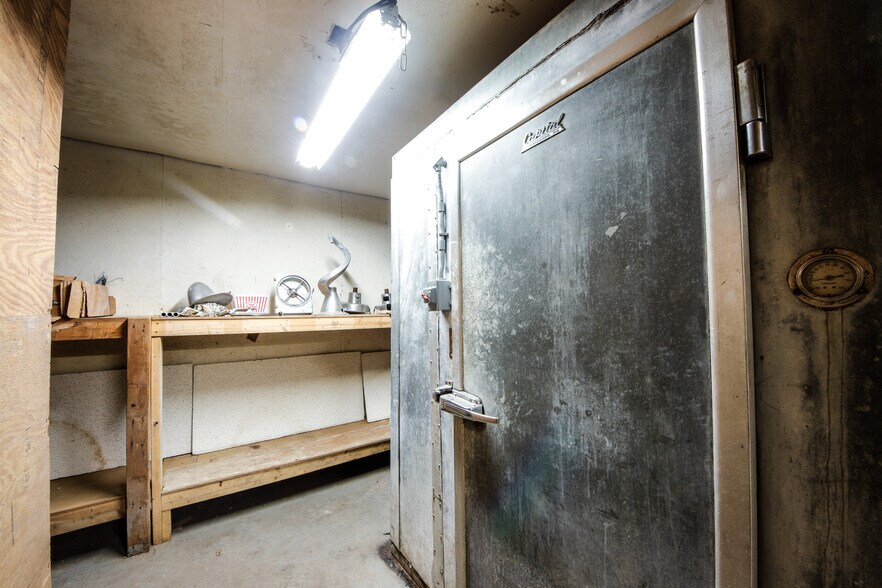 More Photos Of 187 Main St, Unadilla Storefront For Lease