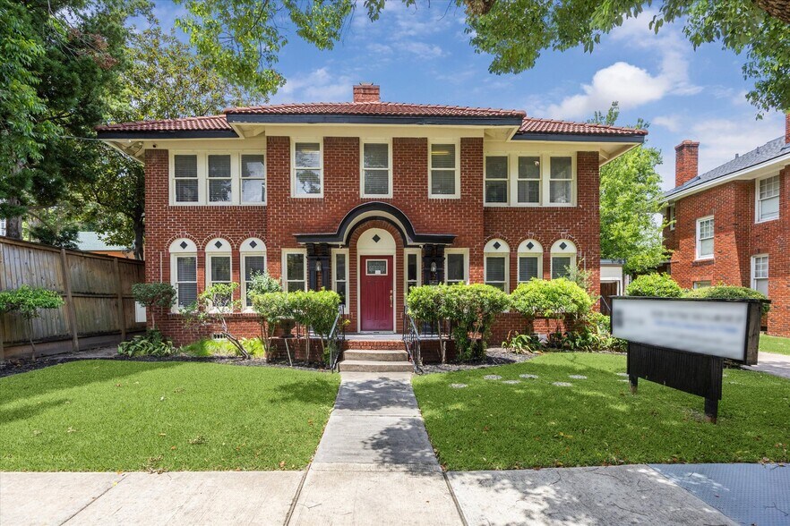Primary Photo Of 708 Sul Ross St, Houston Office Residential For Sale