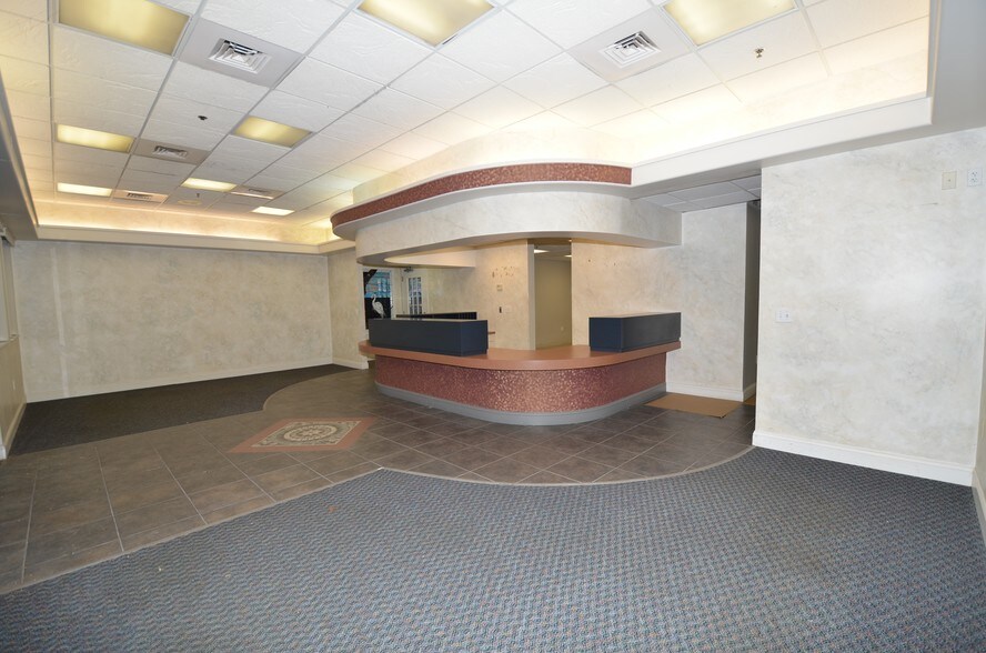 More Photos Of 1680 Dunlawton Ave, Port Orange Office For Sale