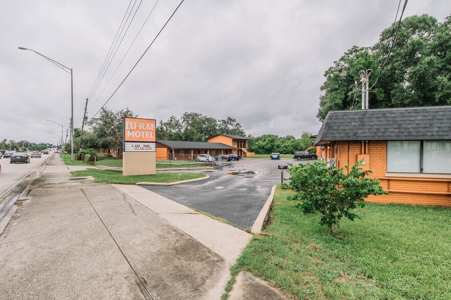 More Photos Of 3400 S US Highway 17/92, Casselberry Hotel For Sale