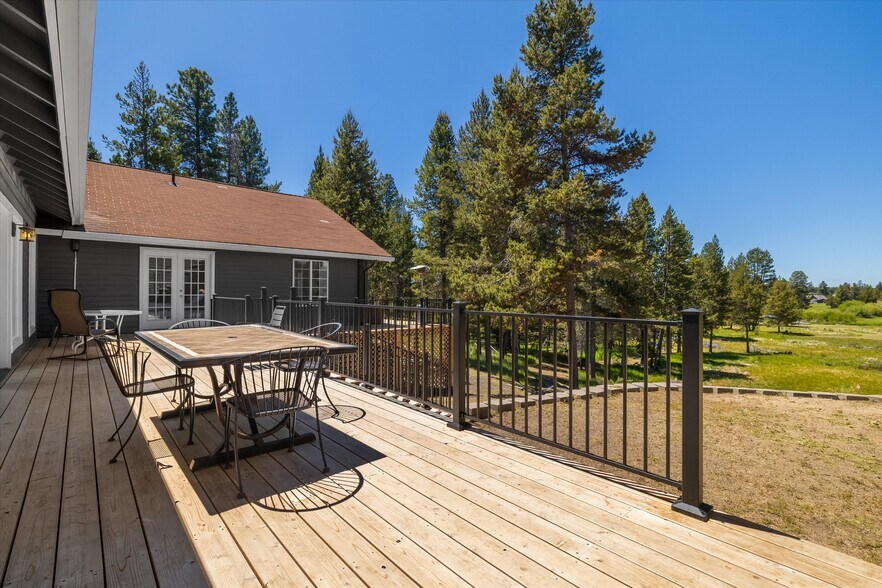 More Photos Of 53345 Riverview Dr, La Pine Multifamily For Sale