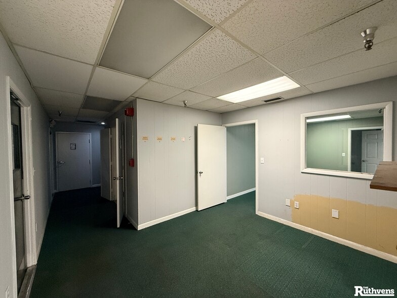 More Photos Of 3310 Reynolds Rd, Lakeland Warehouse For Lease