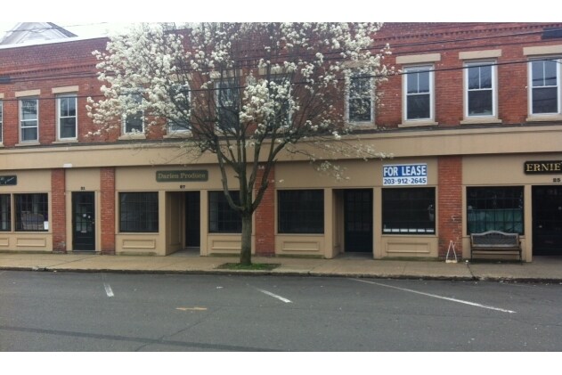 More Photos Of 23-35 Tokeneke Rd, Darien Unknown For Lease