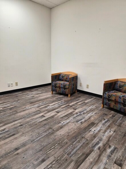 More Photos Of 470 Satellite Blvd NE, Suwanee Warehouse For Lease