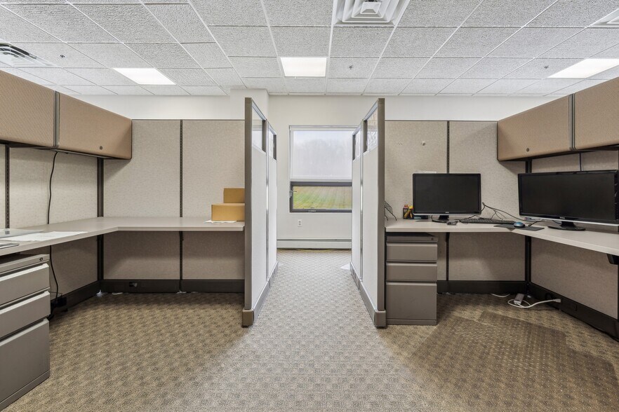 More Photos Of 1751 State Route 17A, Florida Industrial For Lease