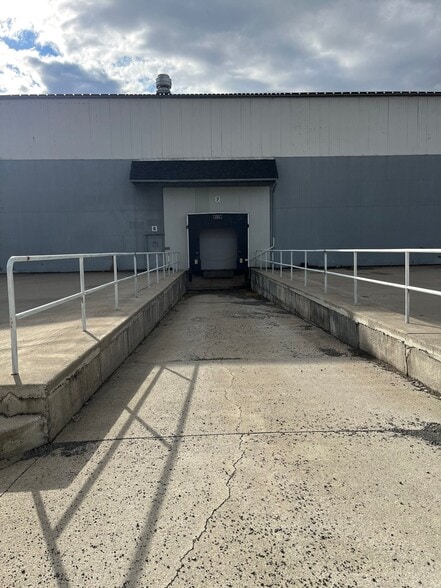 More Photos Of 595 Hague St, Rochester Warehouse For Lease