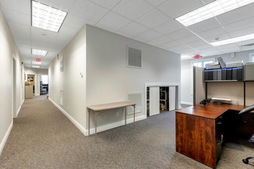 More Photos Of 161 Mckinley St, Closter Office For Sale