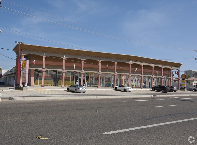 More Photos Of 2600 Padre Blvd, South Padre Island General Retail For Lease