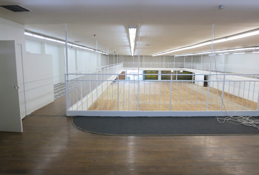 More Photos Of 2700 N Broadway, Los Angeles Freestanding For Sale