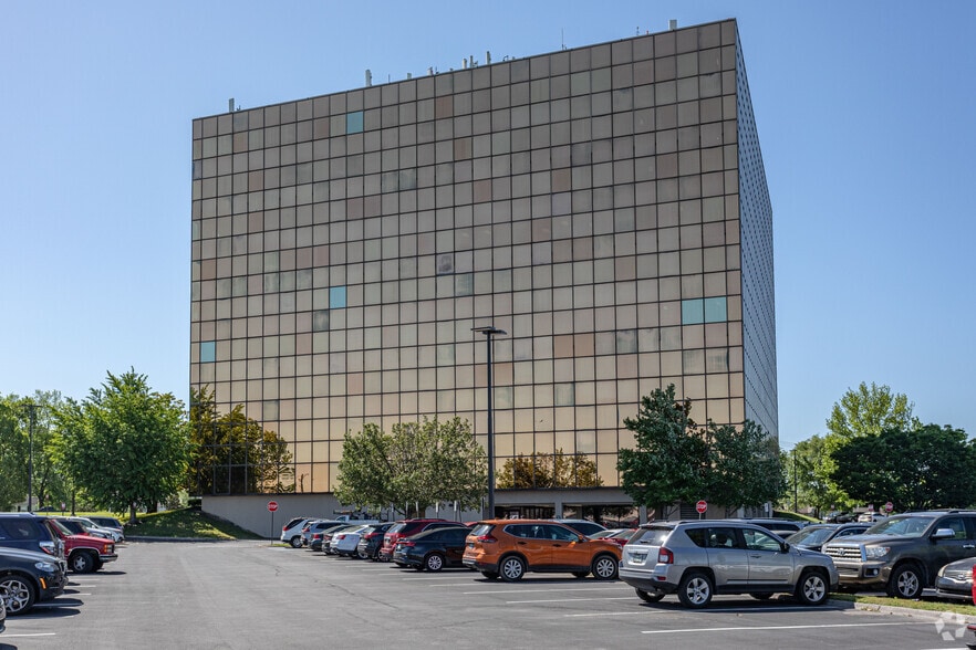 More Photos Of 2 International Plaza Dr, Nashville Office For Lease