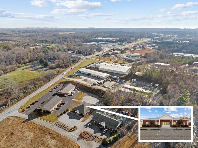 More Photos Of 121 Midway Dr, Cornelia Office For Sale