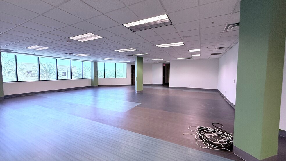 More Photos Of 1545 Pama Ln, Las Vegas Research And Development For Lease