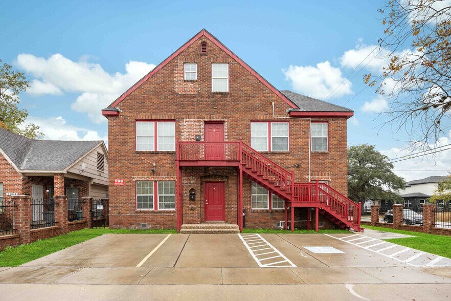 More Photos Of 2602 Isabella St, Houston Apartments For Sale