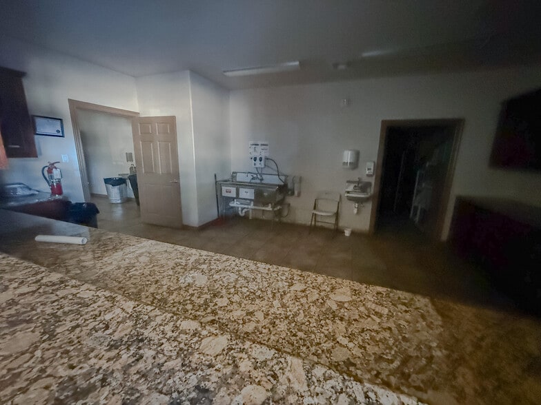 More Photos Of 1004 E 6th St, Alice Healthcare For Sale