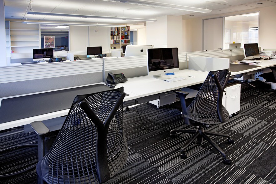 More Photos Of 11 DuPont Cir NW, Washington Office For Lease