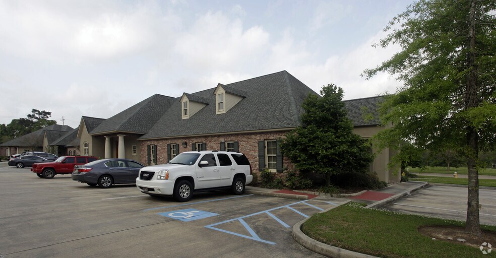More Photos Of 4701 Bluebonnet Blvd, Baton Rouge Office For Sale