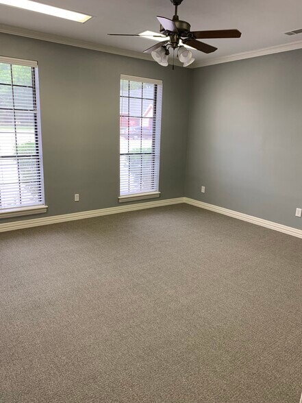 More Photos Of 423 Keller Pky, Keller Office For Lease