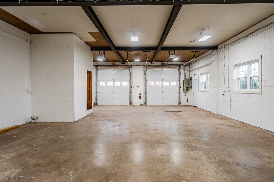 More Photos Of 1512 W Main St, Collegeville Office For Lease