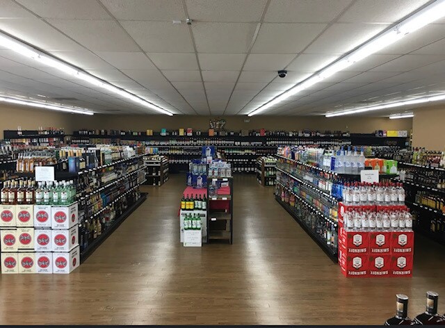 More Photos Of 2896 Wilma Rudolph Blvd, Clarksville Convenience Store For Sale