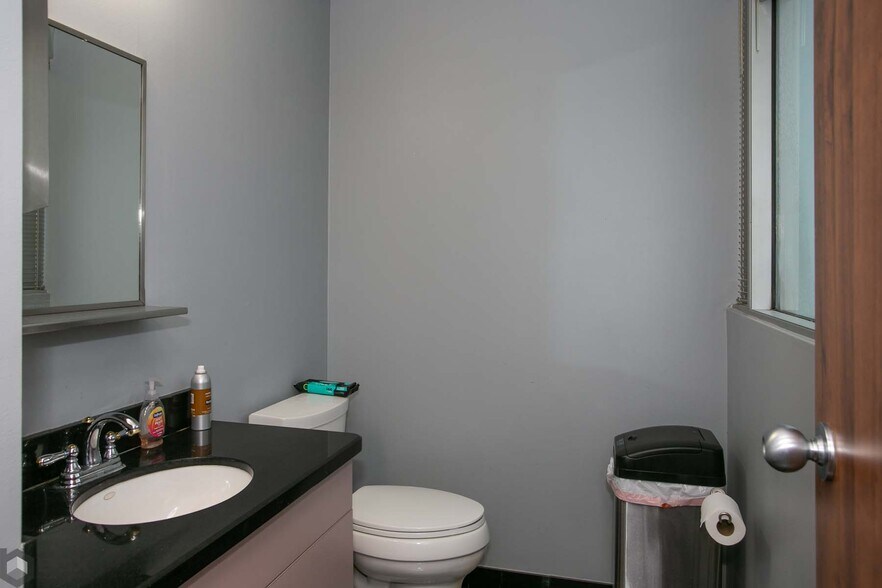 More Photos Of 7421 N University Dr, Tamarac Medical For Sale