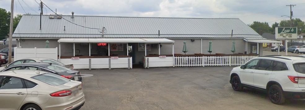 More Photos Of 3238 Lincoln Way E, Massillon Convenience Store For Sale