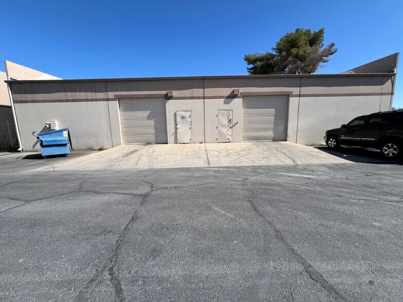 More Photos Of 3549 E Broadway Rd, Phoenix Warehouse For Lease