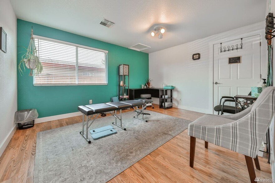 More Photos Of 4008 S Pine St, Tacoma Office Residential For Sale