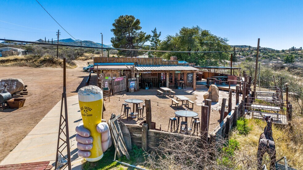 Primary Photo Of 1200 N Jefferson Dr, Oracle Bar For Sale