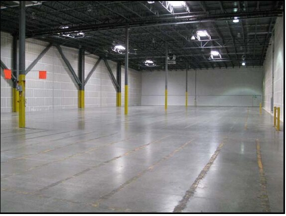 More Photos Of 3503-3593 N Windsor Dr, Aurora Warehouse For Lease