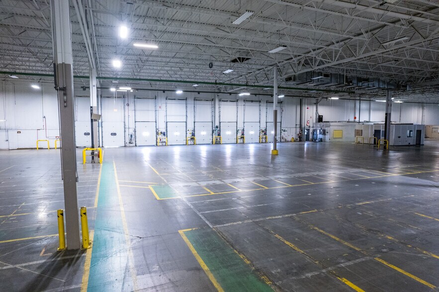More Photos Of 1 Better Way, Chicopee Distribution For Lease