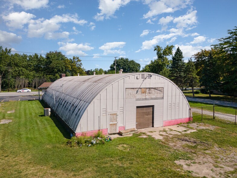 More Photos Of 2832 Midland Rd, Bay City Freestanding For Sale