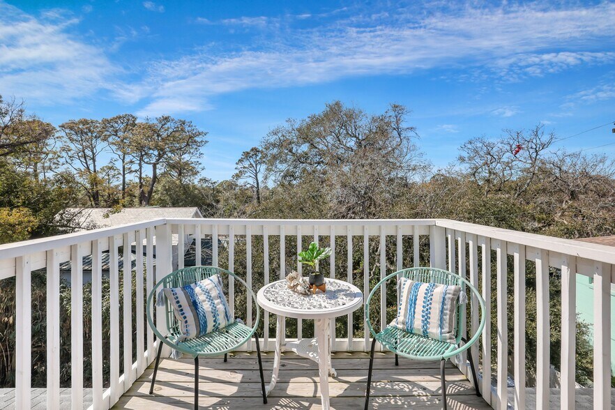 More Photos Of 24 Van Horne Ave, Tybee Island Hospitality For Sale