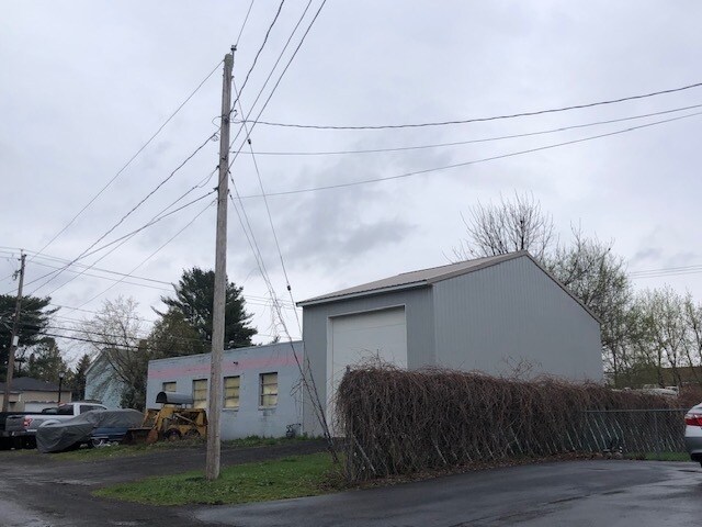 More Photos Of 607 S James St, Rome Auto Repair For Sale