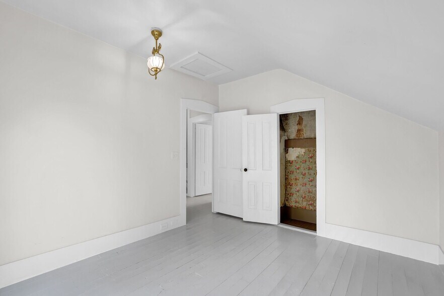 More Photos Of 134 Marble Mill Rd, Marietta Office For Sale