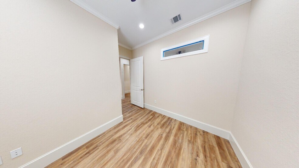 More Photos Of 11023 Northpointe Blvd, Tomball Medical For Sale