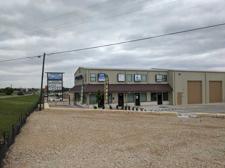 Primary Photo Of 105 Schumanns Beach Rd, New Braunfels Office For Lease