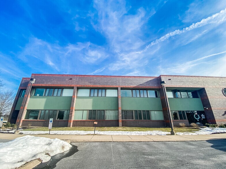 More Photos Of 2171 Sandy Dr, State College Flex For Sale