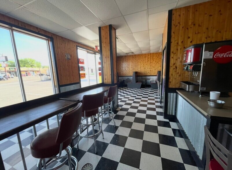 More Photos Of 2604 E 11th St, Tulsa Freestanding For Lease