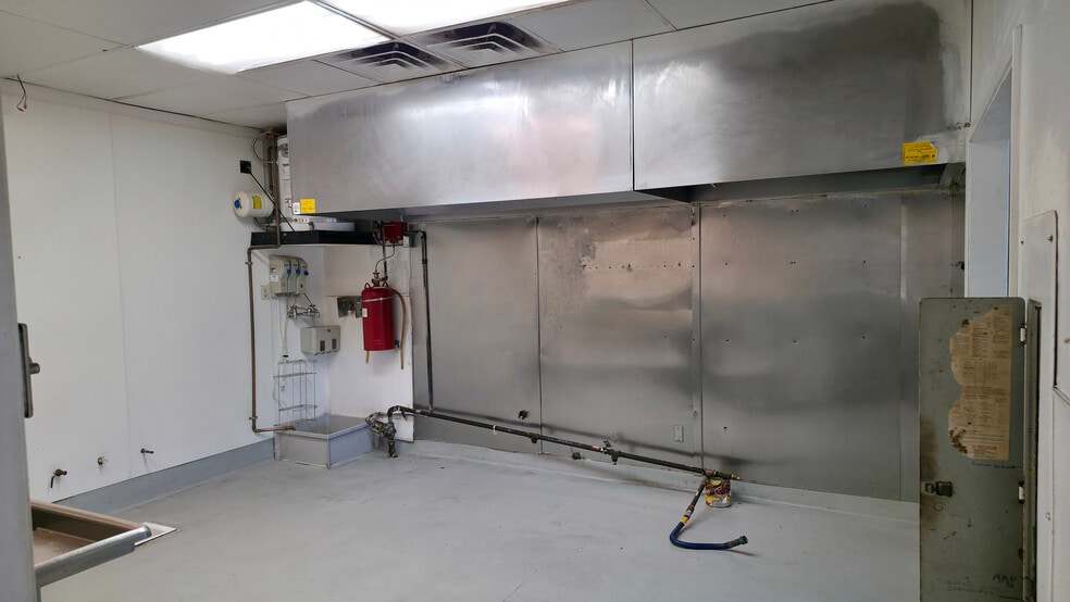 More Photos Of 875-877 Embarcadero Dr, El Dorado Hills Loft Creative Space For Lease