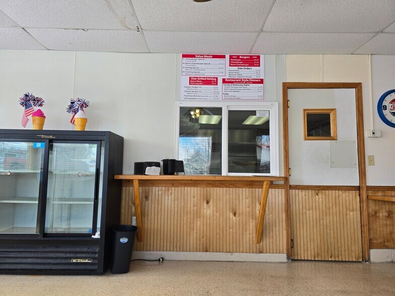 More Photos Of 365 E Main St, Waterloo Township General Retail For Sale