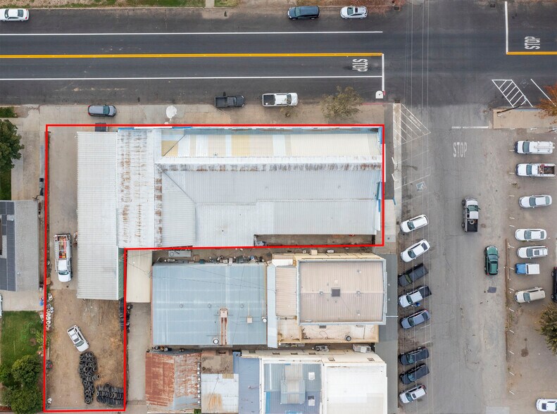 More Photos Of 609 N 7th St, Williams Auto Repair For Sale